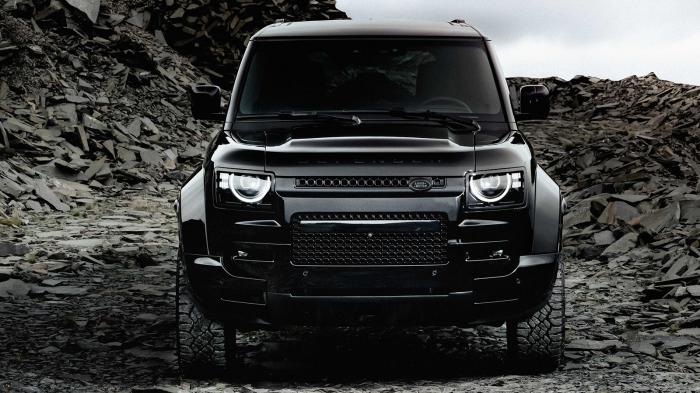     Land Rover Defender Octa Black